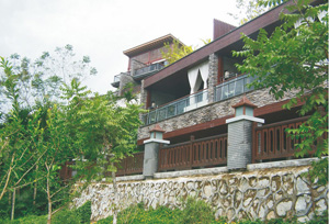 保亭龍灣雨林谷（大型獨(dú)棟別墅、酒店會(huì)所、地